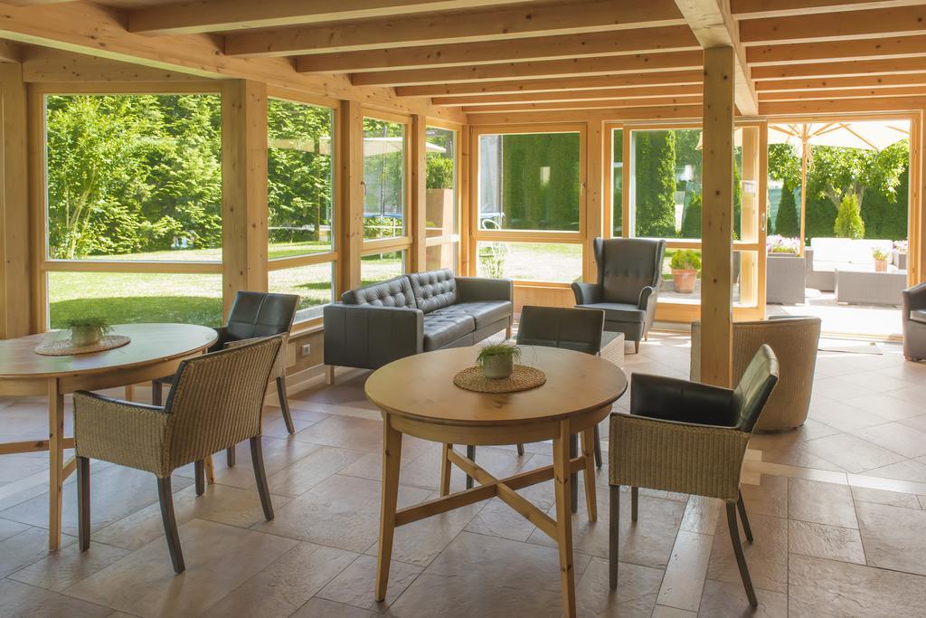 Residence-Garni Haus Tschenett Прато ало Стелвио Екстериор снимка
