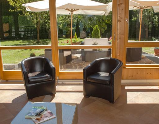 Residence-Garni Haus Tschenett Прато ало Стелвио Екстериор снимка