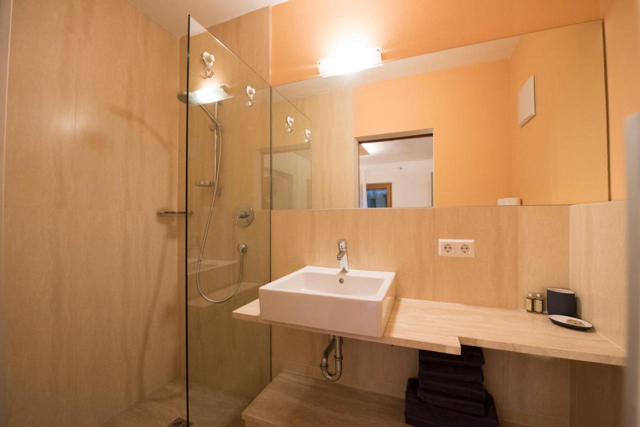 Residence-Garni Haus Tschenett Прато ало Стелвио Екстериор снимка