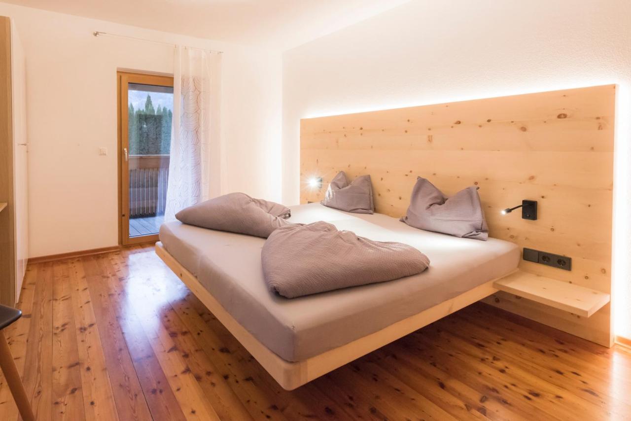 Residence-Garni Haus Tschenett Прато ало Стелвио Екстериор снимка
